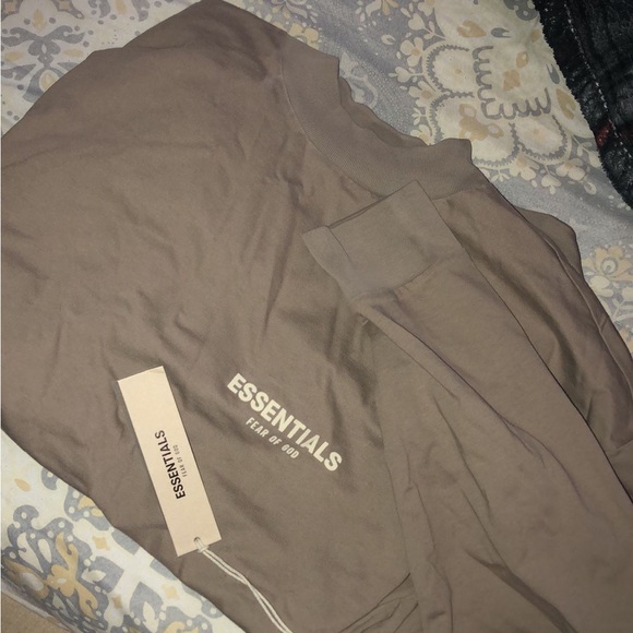 Essentials Sweater - Picture 3 of 3